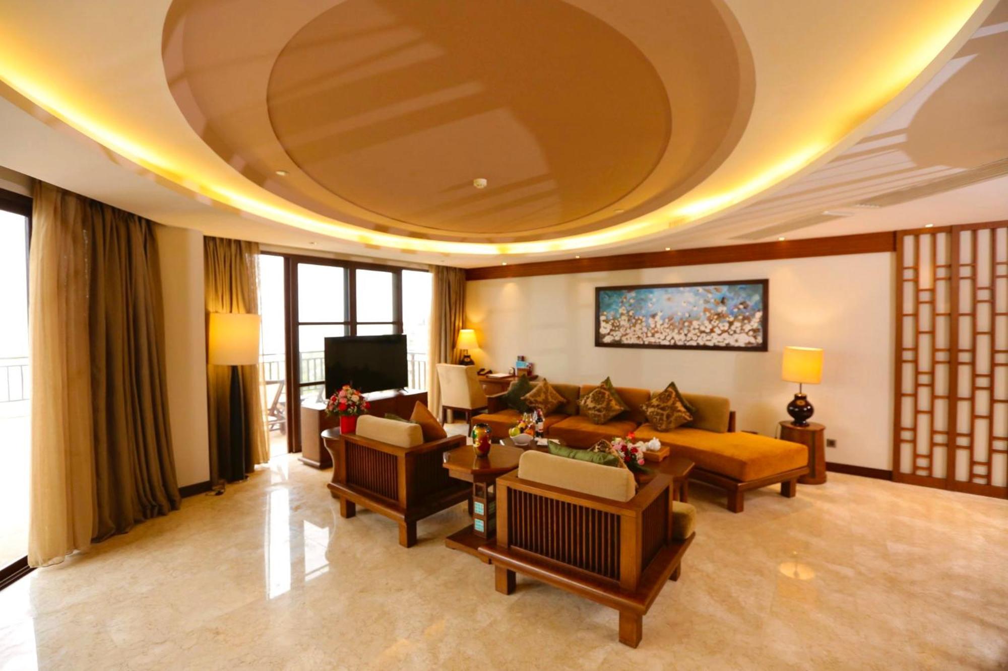Resort Crowne Plaza &