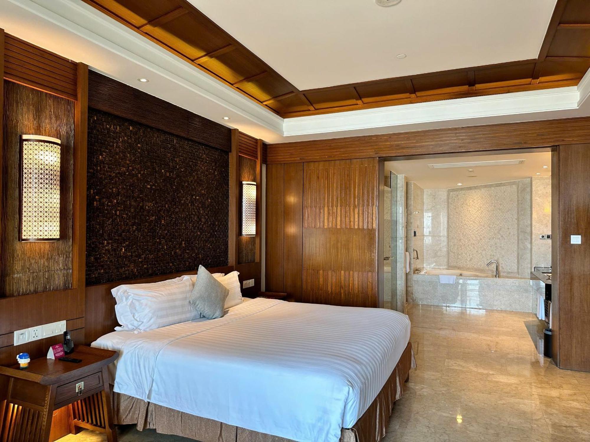 Crowne Plaza Khu nghỉ mát 5*
