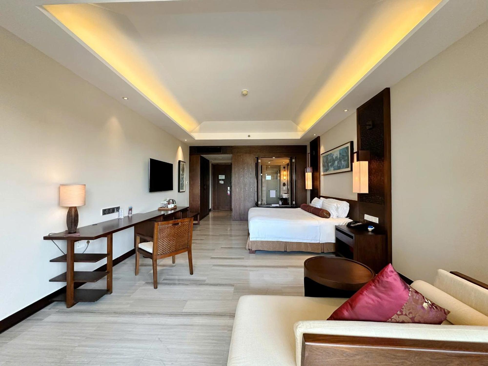 Crowne Plaza